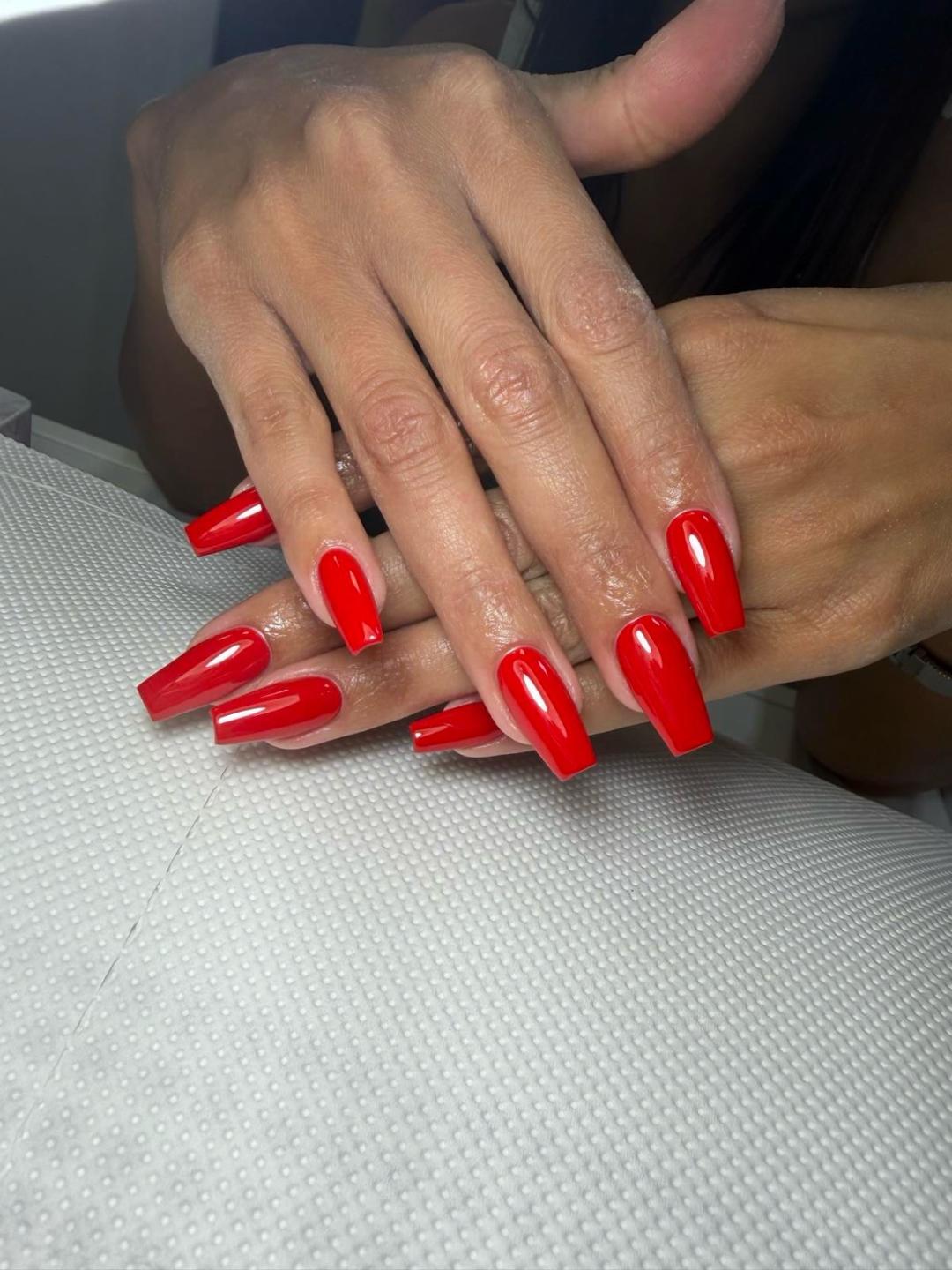 Sneža Nails #beograd Izlivanje noktiju Korekcija noktiju salonski rad - L dužina