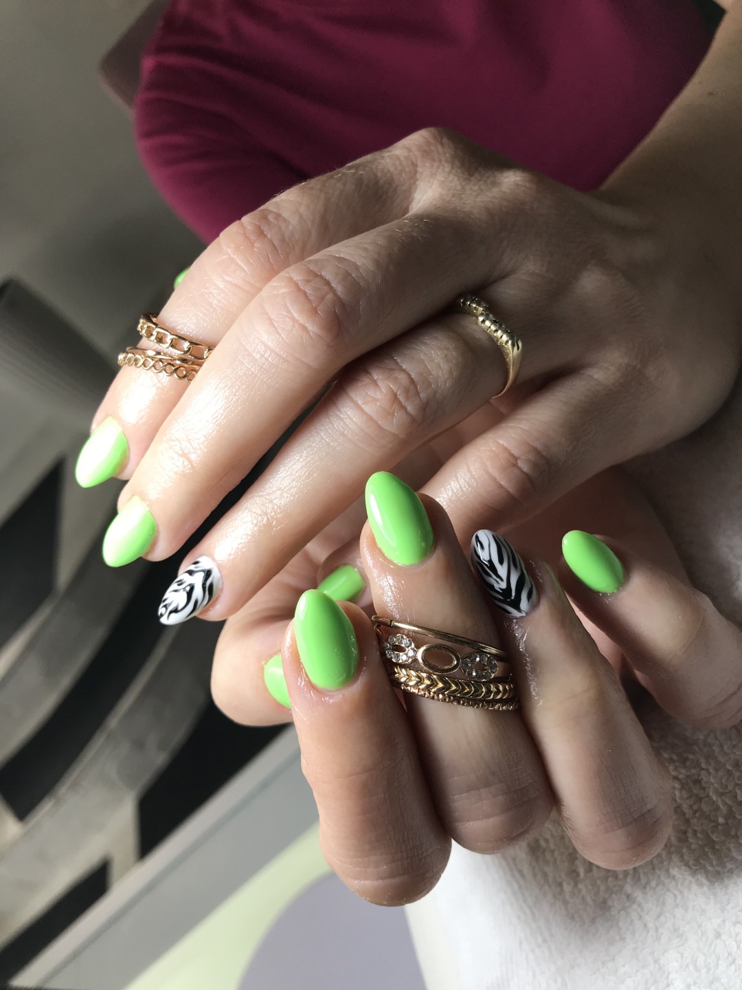 Studio Moldovan #beograd Ukrašavanje noktiju Nail art - jednostavan