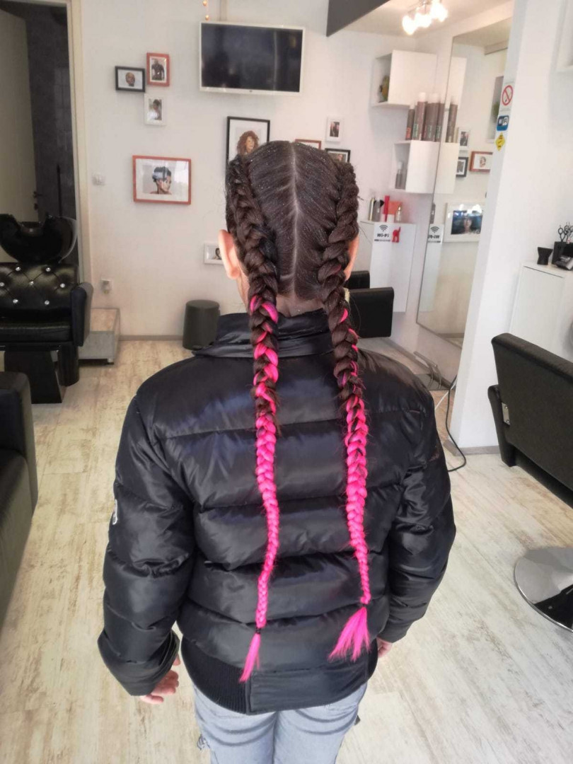 Attitude hair salon, Beograd Pletenice, kike, punđe
