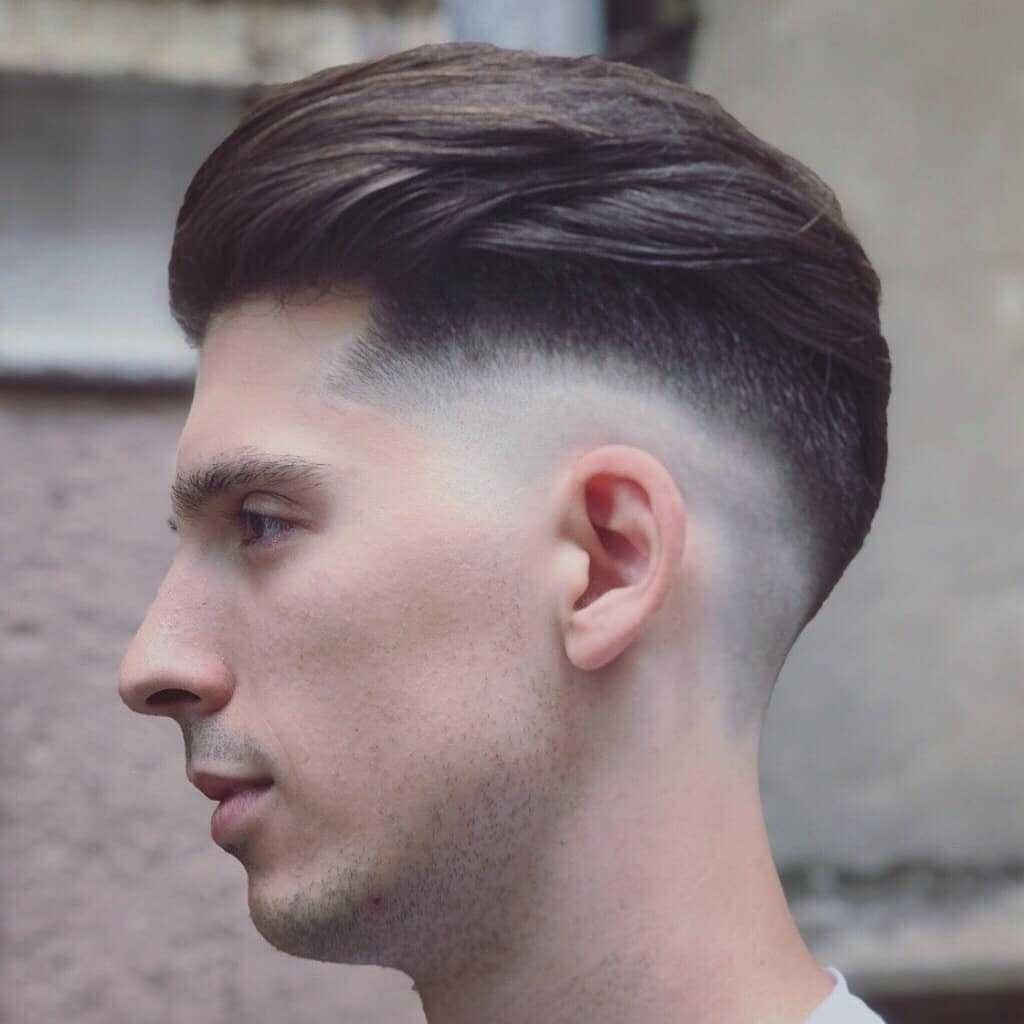 Headroom #beograd Muško šišanje Muško šišanje makazama + mašinicom