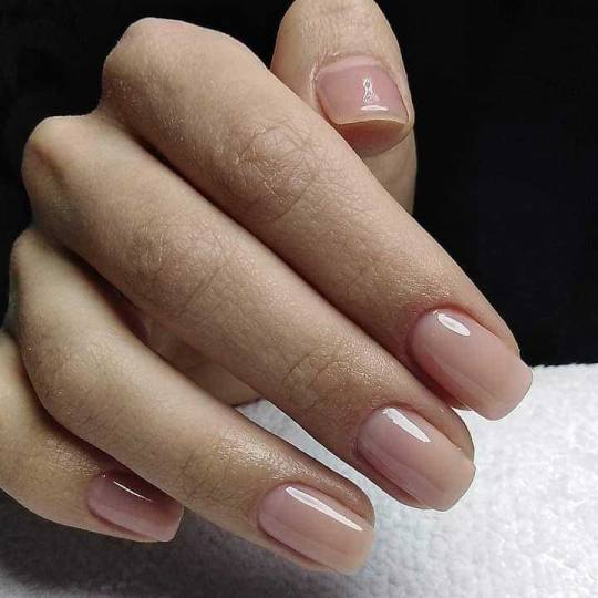 Headroom #beograd Kombinovani manikir+gel lak