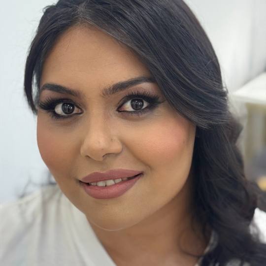 GM Beauty studio #beograd Make-up / šminkanje Profesionalno šminkanje + veštačke trepavice