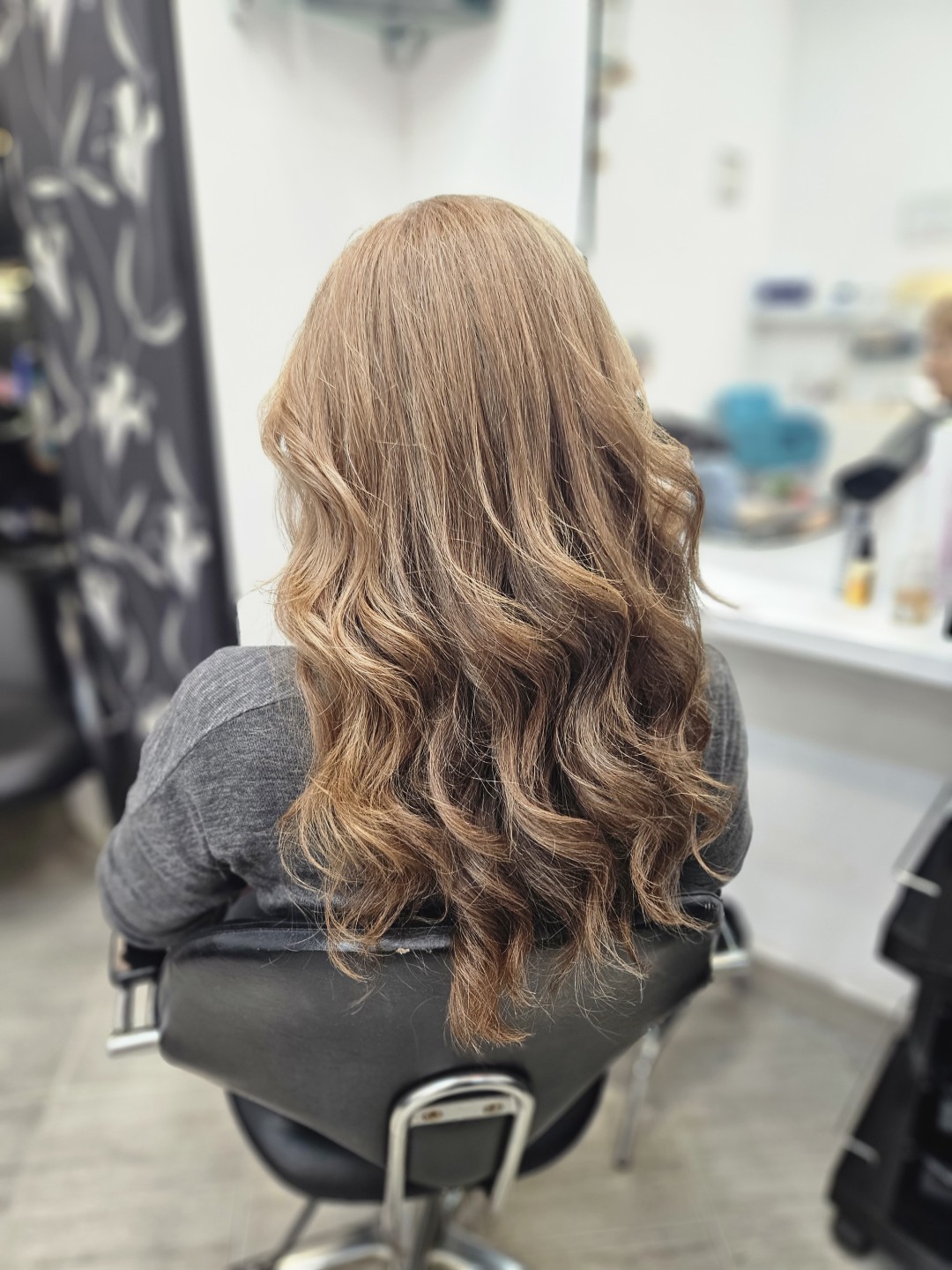 Beauty salon XL Lady #beograd Feniranje i stilizovanje Feniranje na lokne - duga kosa