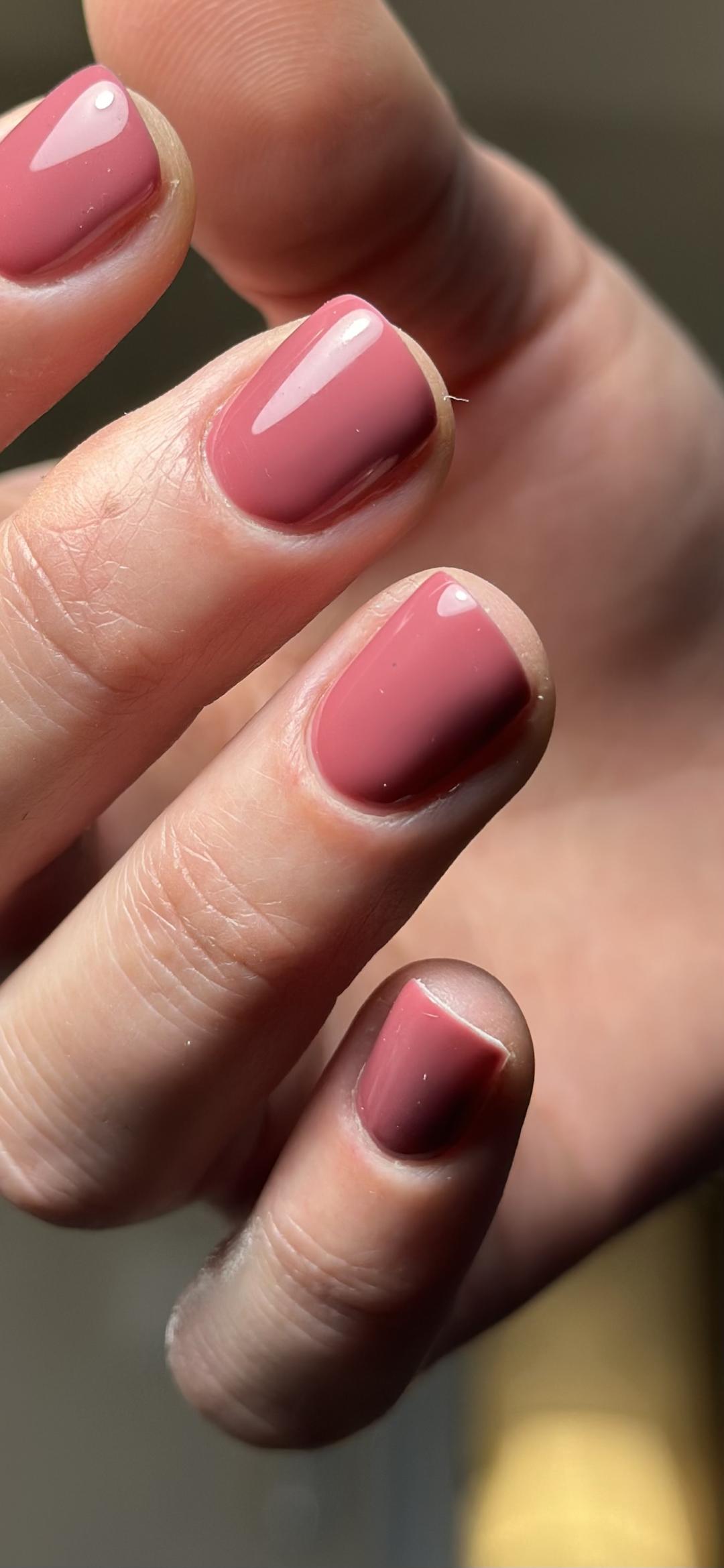 Manikir + gel lak - S dužina - Lui beauty concept, Beograd Manikir Nokti Manikir, Beograd, Banovo brdo