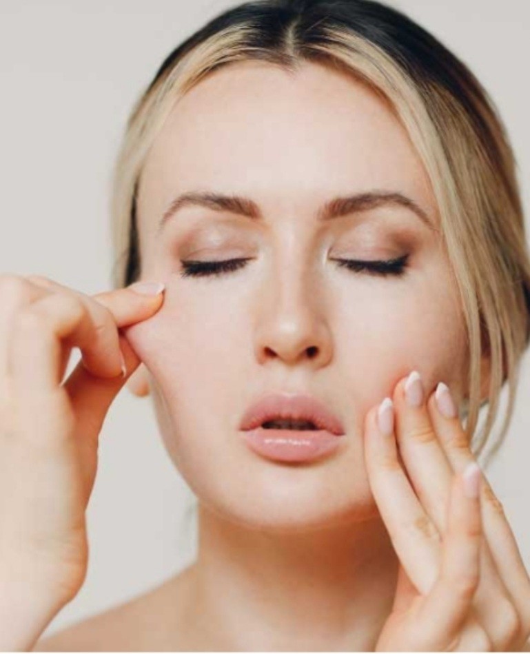 Radiotalasni lifting lica,vrata i deholtea - Laser centar Delight, Beograd Laserski tretmani lica Lice Laserski tretmani lica, Beograd, Palilula centralni deo