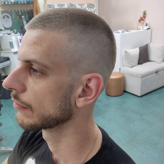 Candy S #novisad Muško šišanje Šišanje - fade metoda