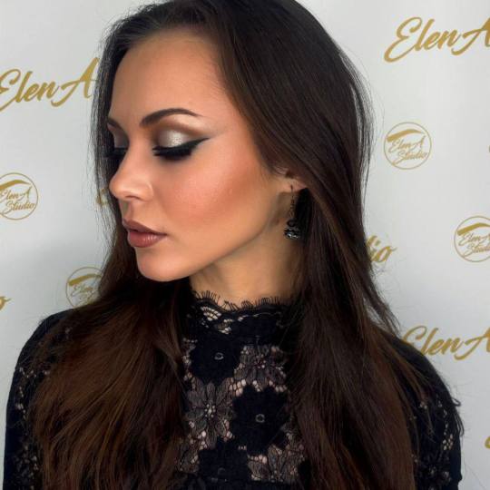 ElenA Studio #novisad Make-up / šminkanje Profesionalno šminkanje Profesionalno šminkanje za sve 