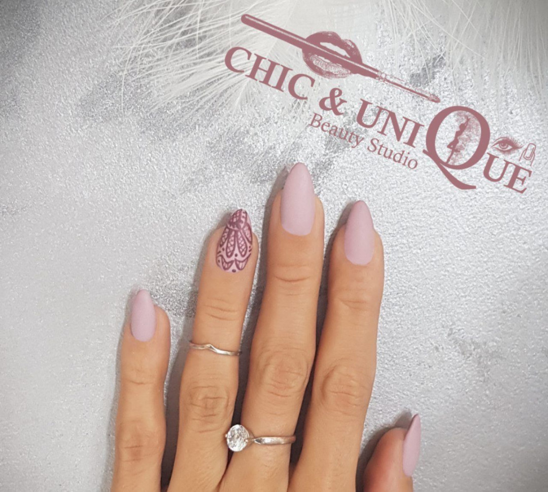 Chic & Unique #beograd Gel lak