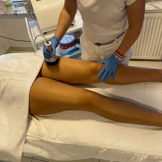 Lipolaser Centar - Matrix021 #novisad Tretmani tela Dubinski izvlačimo celulit, zatim ga razbijamo 