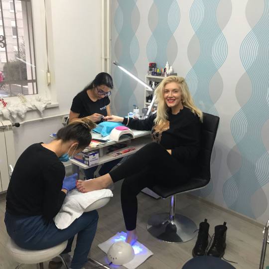 Silhouette Beauty studio #beograd Estetski pedikir Estetski pedikir manikir i pedikir u isto vreme, 
