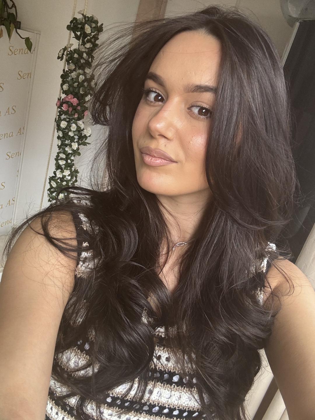 Sena AS #beograd Žensko šišanje Žensko šišanje + feniranje - duga kosa