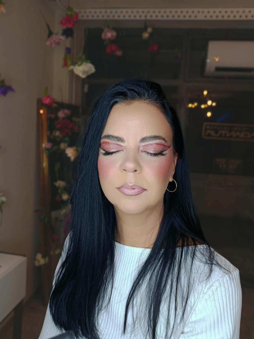 Profesionalno šminkanje + veštačke trepavice - Adiantum Estetik Centar, Niš Make-up / šminkanje Lice Make-up / šminkanje, Niš, Medijana