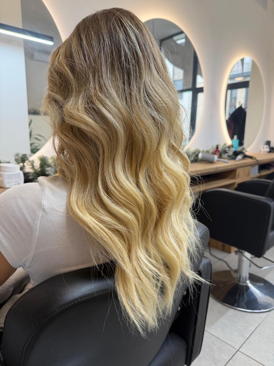 Studio Eleven Ladies&Gentlemen #beograd Feniranje i stilizovanje Feniranje na talase - kosa srednje dužine