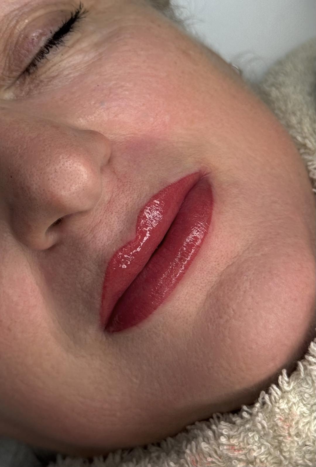 Trajna šminka usana - aquarelle lips - Esthetics Milica, Mionica Trajna šminka Lice Trajna šminka, Mionica, Centar