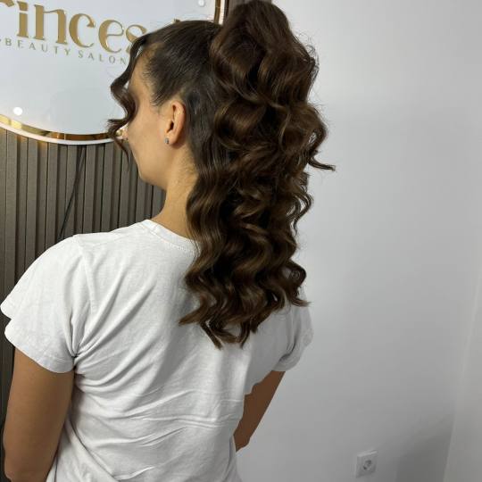 Princess beauty #nis Pletenice, kike, punđe Svečana frizura - Rep Frizerski saloni