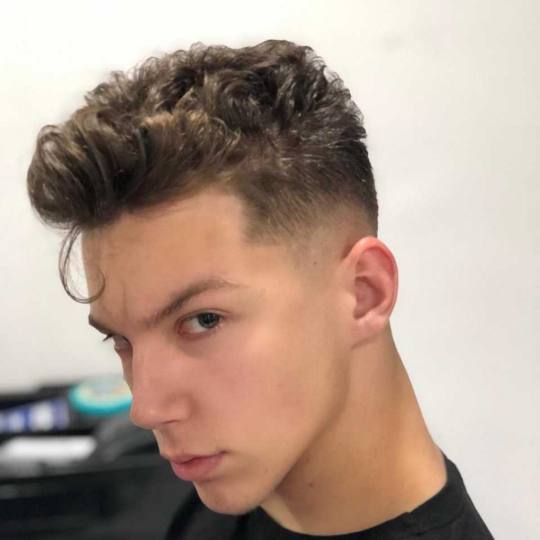 Headroom #beograd Muško šišanje Muško šišanje makazama + mašinicom ✂ Nikola