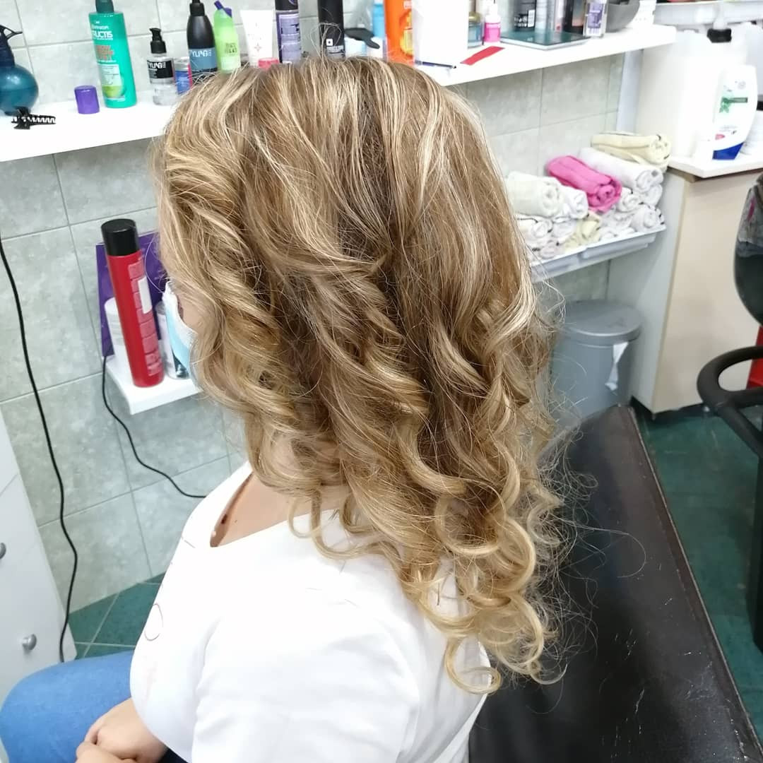 Candy S #novisad Feniranje i stilizovanje Lokne stajler