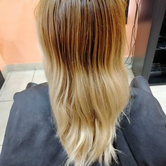 Hair Studio K1 #beograd Farbanje kose Pre Balayage + feniranje na ravno / lokne - sve dužine kose A