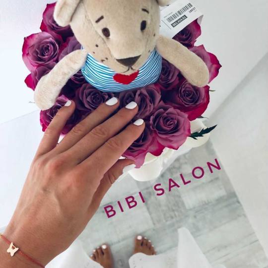 Bibi beauty centar #beograd Ojačavanje noktiju Ojačavanje prirodnih noktiju gelom gel.lak