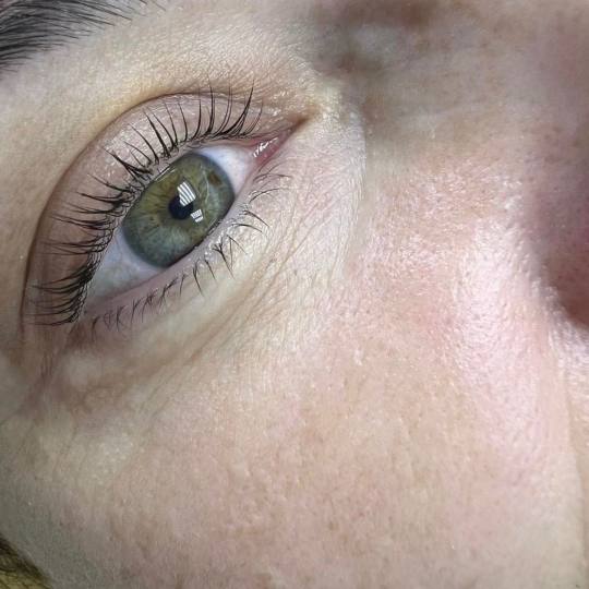Lola Beauty Room #beograd Trepavice Lash lift + botox