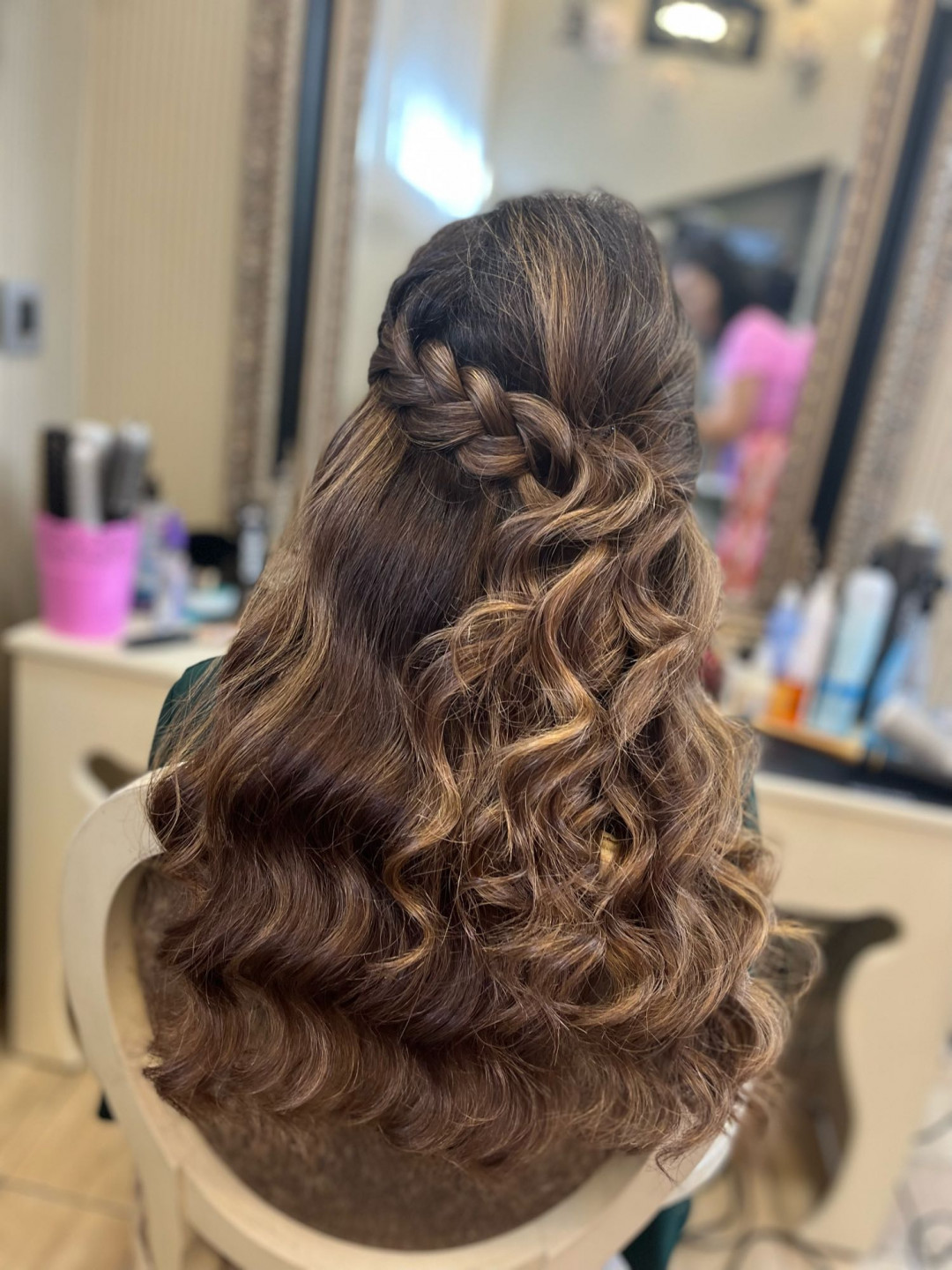 Bibi beauty centar #beograd Svečane i frizure za svadbu Svečana frizura - duga kosa