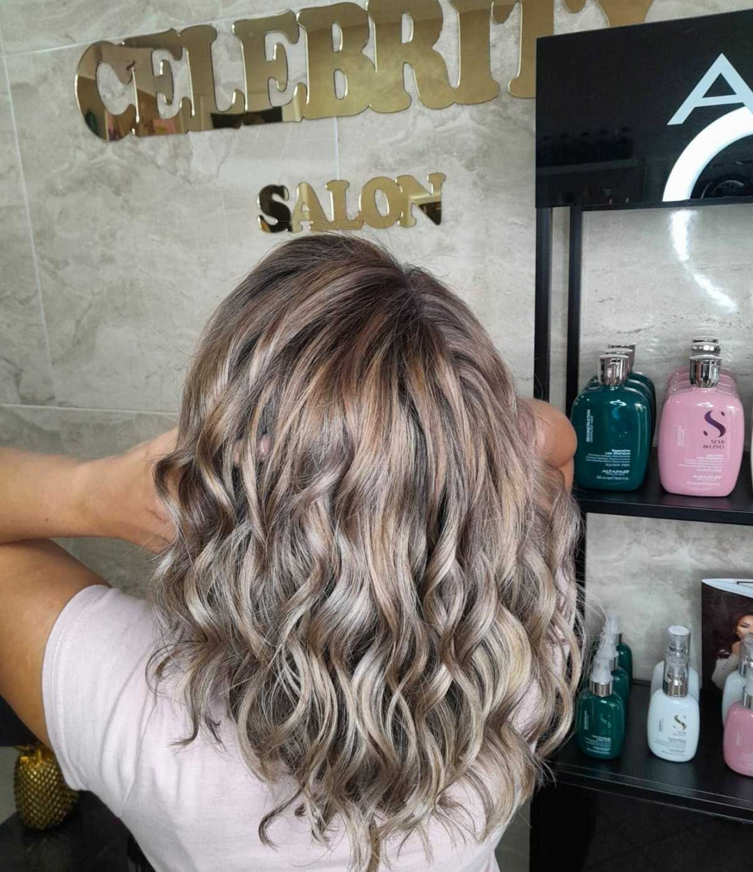 Salon Celebrity Lauren #beograd Pramenovi Pramenovi na foliju - duga kosa