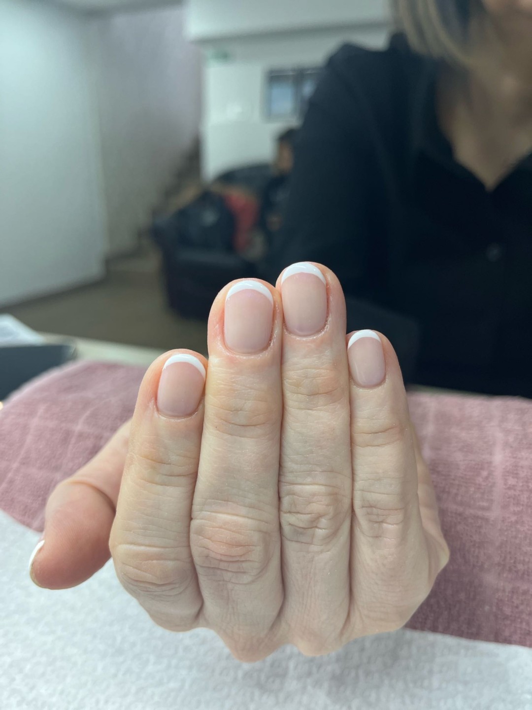 Your Majesty #beograd Korekcija noktiju Shellac manikir - korekcija