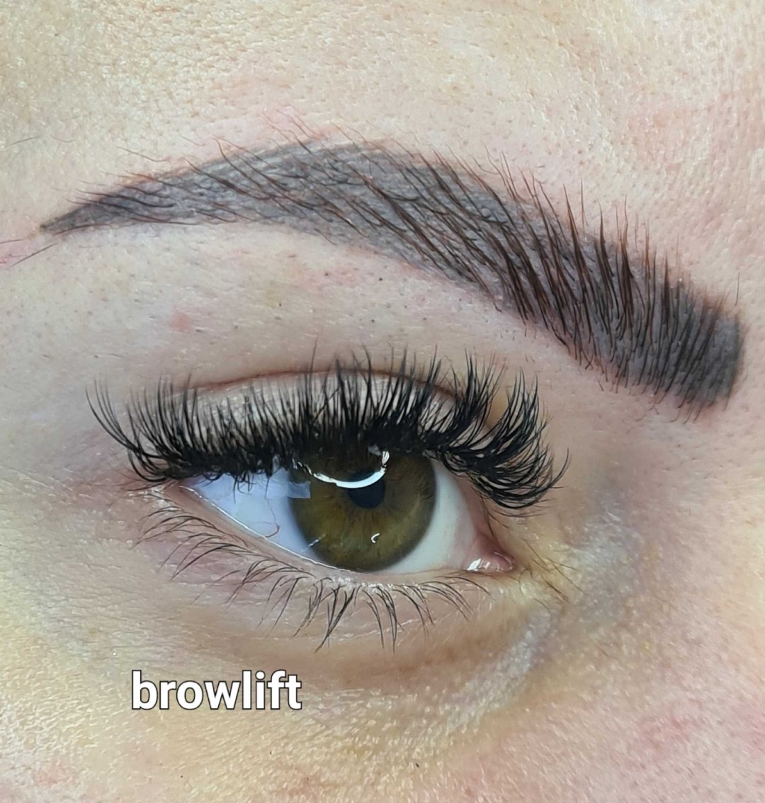 SunBox #beograd Obrve Brow lift
