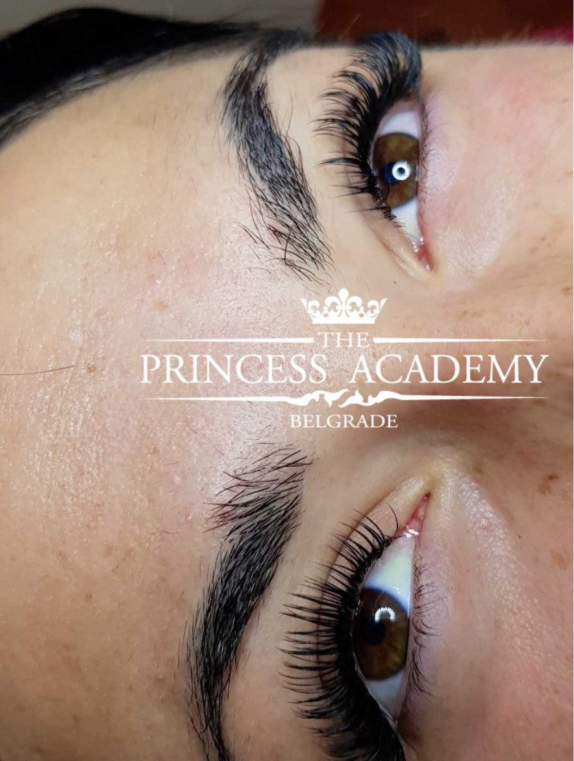 The Princess Academy #beograd Nadogradnja trepavica Nadogradnja svilenih trepavica - 1 na 1