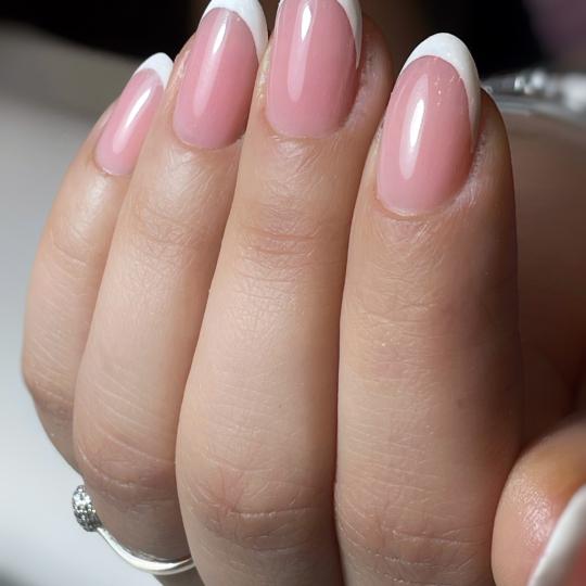 Nails Studio #beograd Ojačavanje noktiju Ojačavanje noktiju gelom
