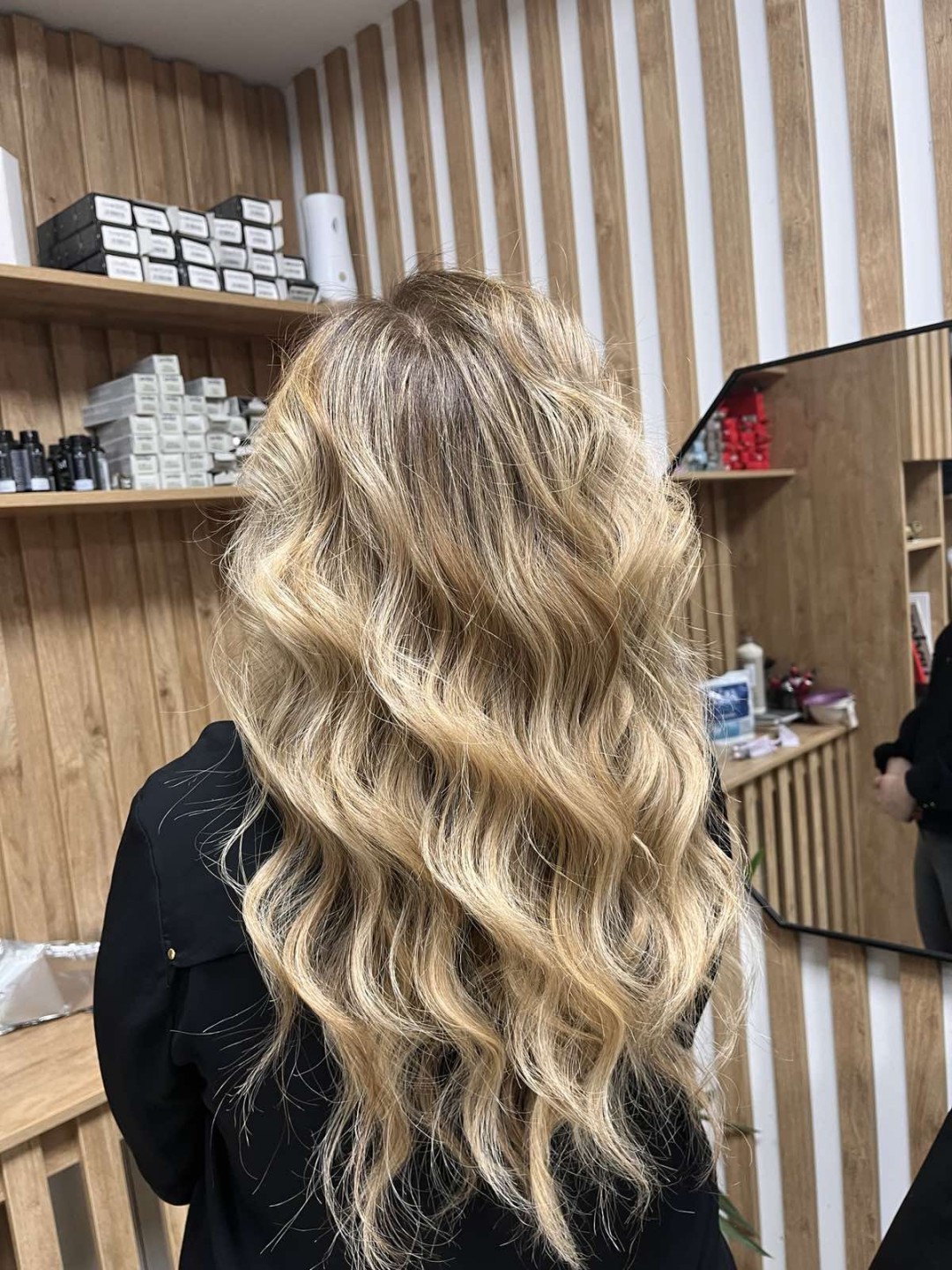 Balayage - duga kosa - Jelena Marinković, Beograd Ombre, sombre, balayage Frizerski saloni Ombre, sombre, balayage, Beograd, Zemun Gornji grad, Zemun polje, Altina, Galenika, Batajnica