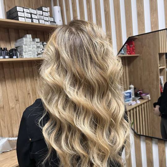 Jelena Marinković #beograd Ombre, sombre, balayage Balayage - duga kosa