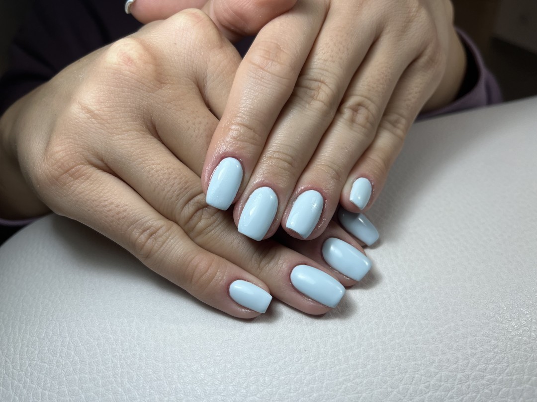 Infinite Beauty #beograd Manikir Manikir + gel lak (prvo mazanje)