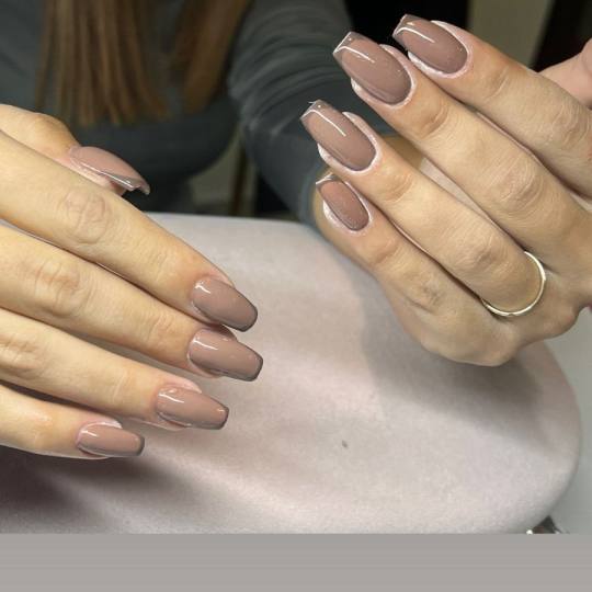 Fancy Girls #beograd Korekcija noktiju Korekcija izlivanja / ojačavanja noktiju gelom - M dužina O