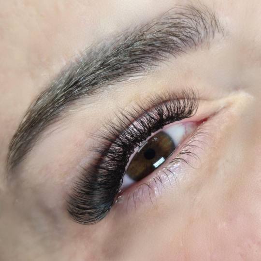 Be cute by Snežana #beograd Trepavice Korekcija nadogradnje trepavica kašmir 4D - do 3 nedelje Kas