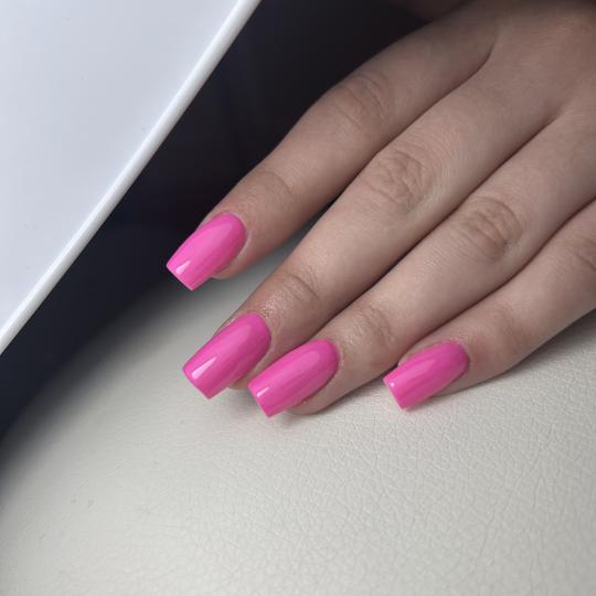 Ena beauty studio usluga