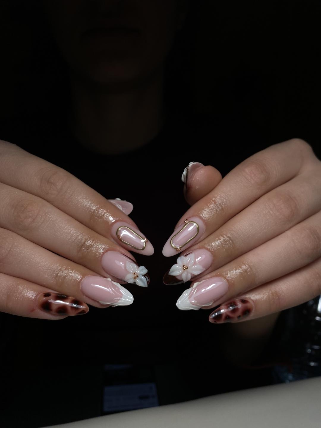 Korekcija gela - M dužina - Beautopia, Beograd Korekcija noktiju Nokti Korekcija noktiju, Beograd, Centar, Stari grad, Dorćol