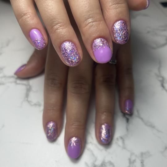 Mala Plava B #novisad Ojačavanje noktiju Ojačavanje prirodnih noktiju gelom