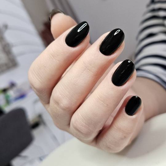 Beauty centar by Alex R #novisad Ojačavanje noktiju Ojačavanje prirodnih noktiju gelom + trajni la