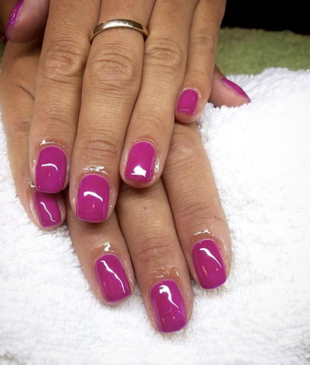 Golden Matis #beograd Manikir Estetski manikir + gel lak boja (prvo mazanje)