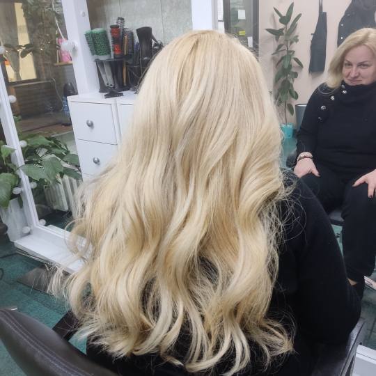Candy S #novisad Feniranje i stilizovanje Feniranje WAVES - ekstra duga (gusta) kosa