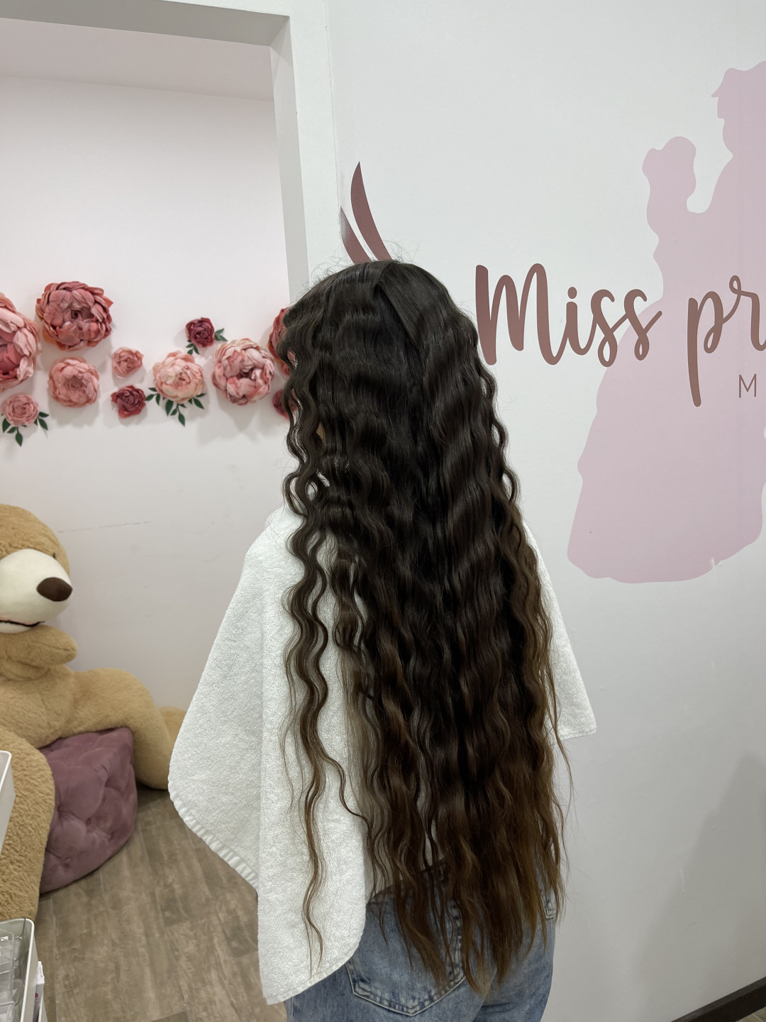 Miss Princess Make up - Konjarnik #beograd Feniranje i stilizovanje Feniranje - duga kosa