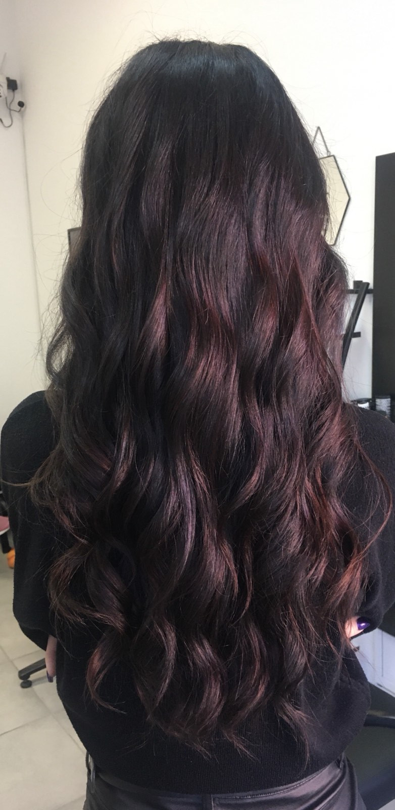 Infinity Hair #novisad Feniranje i stilizovanje Feniranje na talase - duga kosa (do lopatica)