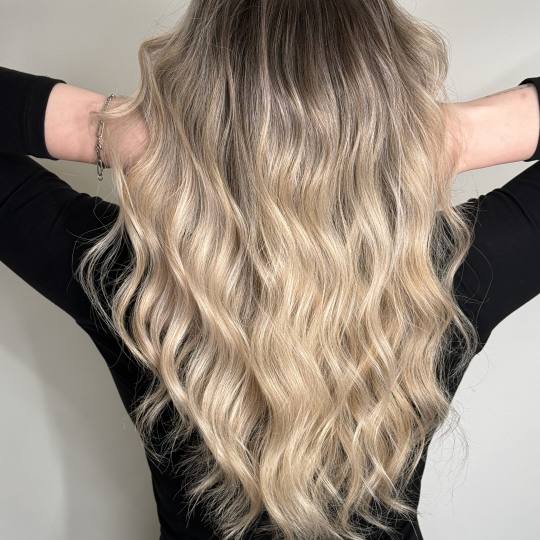 MN Beauty studio #beograd Pramenovi Balayage + preliv - duga kosa