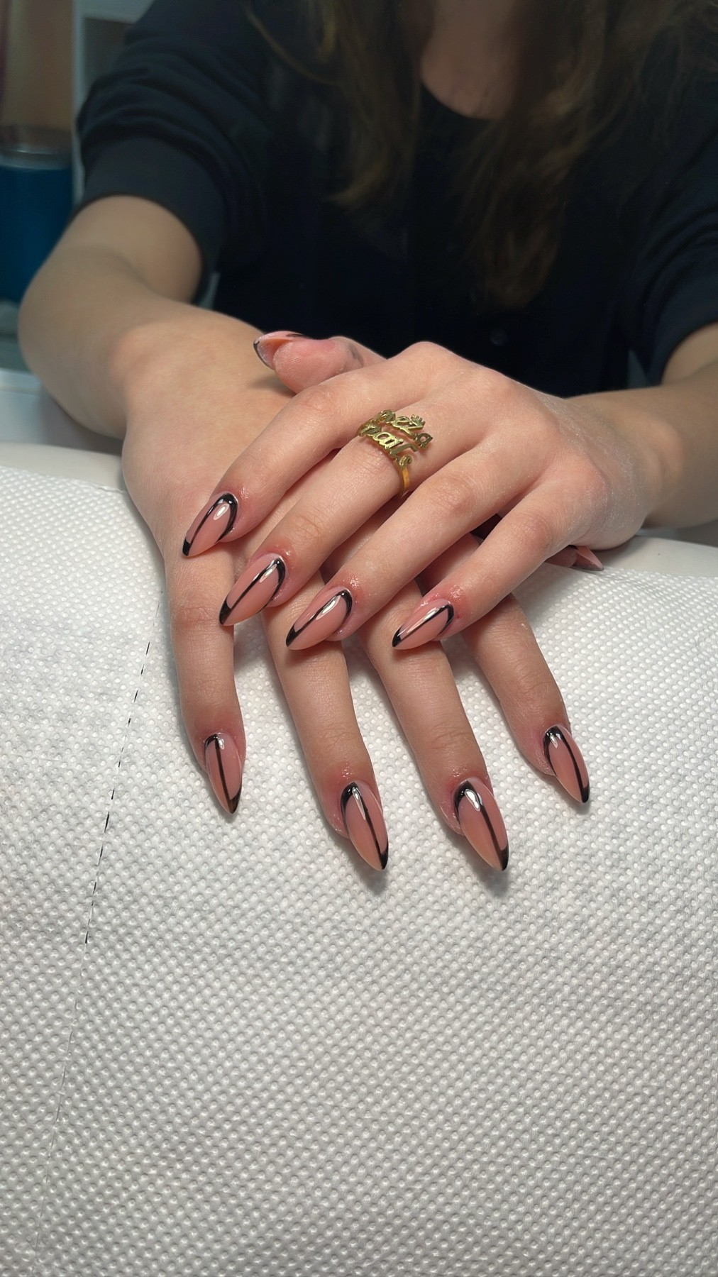 Sneža Nails #beograd Izlivanje noktiju Izlivanje noktiju gelom - M dužina