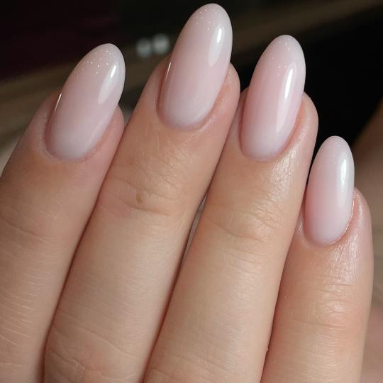 Nails Studio #beograd Korekcija noktiju Korekcija noktiju gelom Nokti