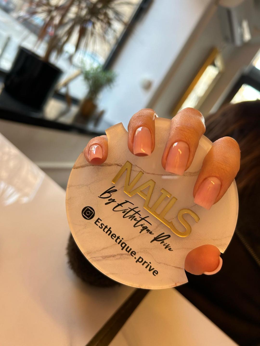 Esthetique Privé #beograd Manikir Manikir + trajni lak