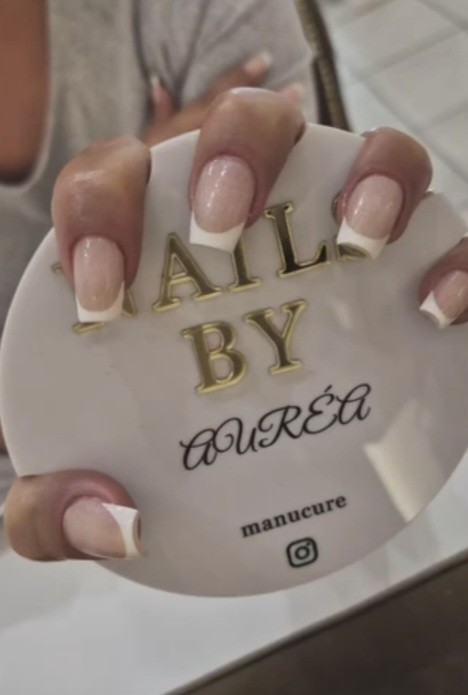 Auréa manucure #novisad Lakiranje noktiju French - dodatak uz uslugu