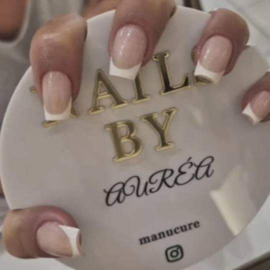 Auréa manucure usluga