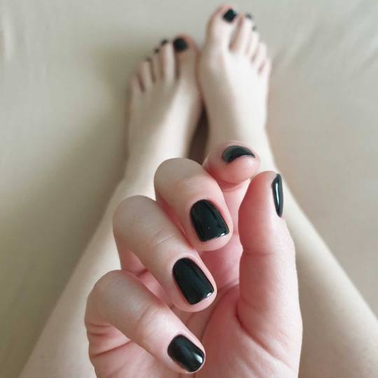 Nail Studio Kućica #beograd Estetski pedikir Pedikir obrada noktiju+ SHELLAC piling+masaža stopala
